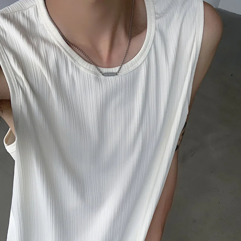 Summer Pleated Vest Men Fashion Casual Ice Silk T Shirt Men Streetwear Hip-hop Loose Sleeveless T Shirt Mens Vest Top M-XL