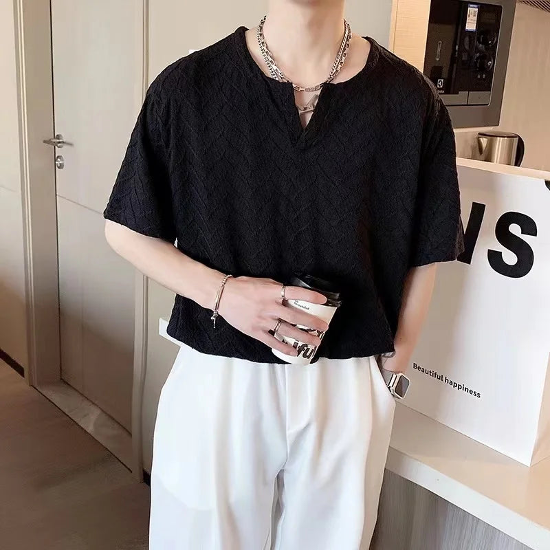 Summer Short Sleeved T-shirt Men Fashion Black White V-neck T-shirt Men Streetwear Korean Loose Pleated T Shirt Mens Top M-2XL